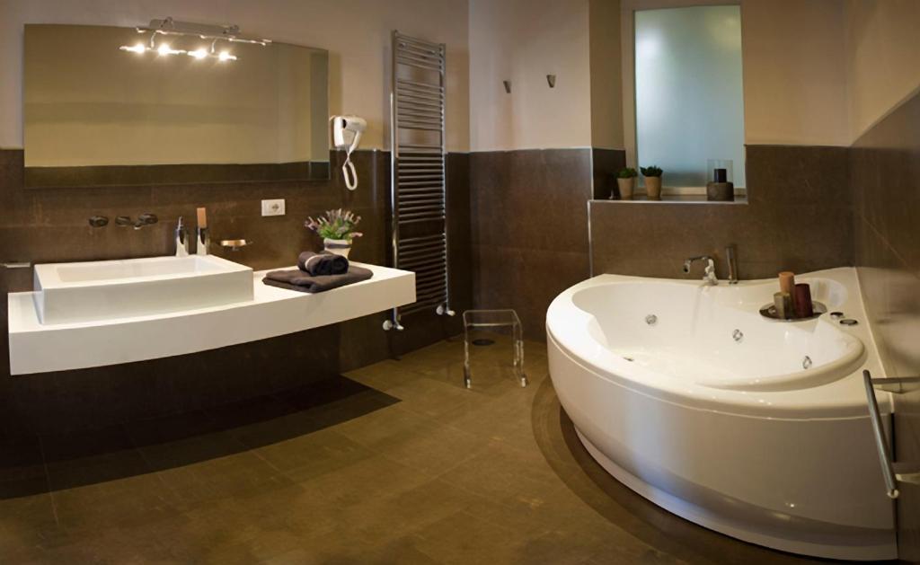 Acomodação com café da manhã  Cardilli Luxury 2*